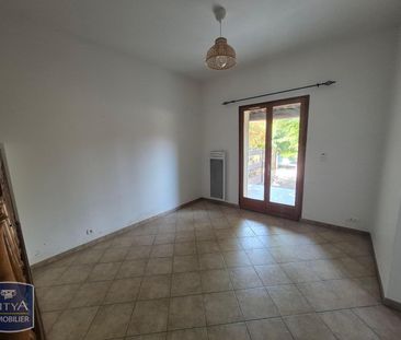 Location Maison 3 pièces 71m² MORMOIRON 84570 - Photo 1