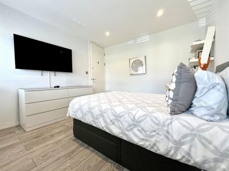 1 Bedroom Room to Rent To Let - Photo 4