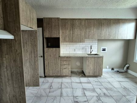 442 5e Avenue - Photo 3