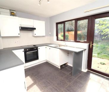 2 bedroom semi-detached house to rent - Photo 2