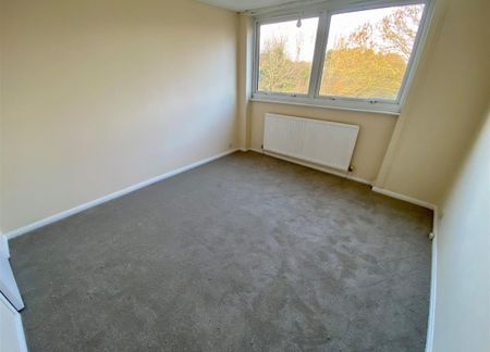 Dorchester Way, Walsgrave, Coventry - Photo 2