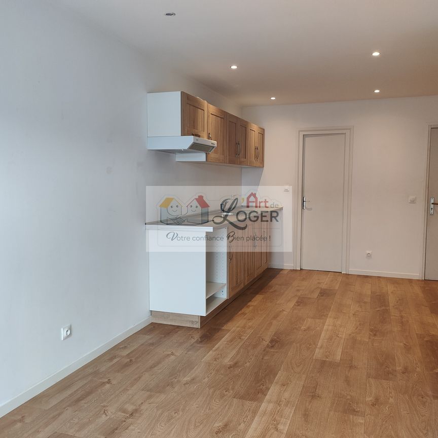 Location Appartement 2 pièces 37m² LA CHAPELLE SUR ERDRE 44240 - Photo 1