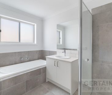 Light-Filled Living with Room for the Whole Family - Photo 5