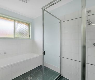 6 Macadamia Close, Jerrabomberra - Photo 5