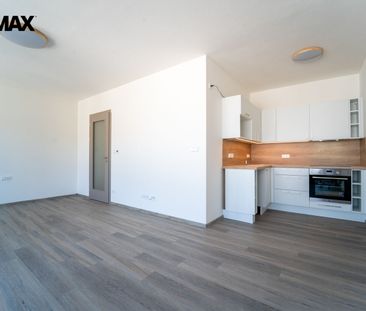 Pronájem bytu 1+kk v osobním vlastnictví 42 m², Kolín - Photo 1