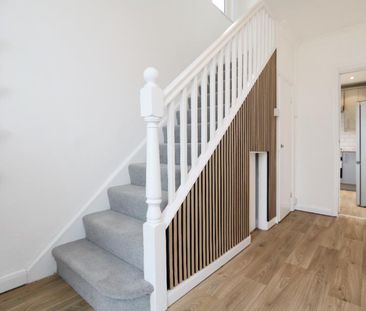 3 bedroom semi-detached house to rent - Photo 5