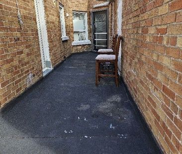 For Lease - 2637 Eglinton Avenue, Toronto, Ontario - Photo 6