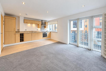 2 bedroom apartment to rent - Photo 2