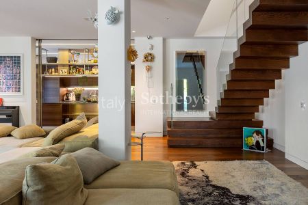 Luxury Villa with Pool and Spa in the Heart of EUR - Photo 4