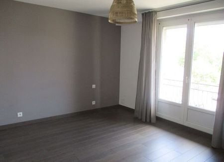 Appartement à louer 4 pièces • Ploudalmézeau - Photo 3