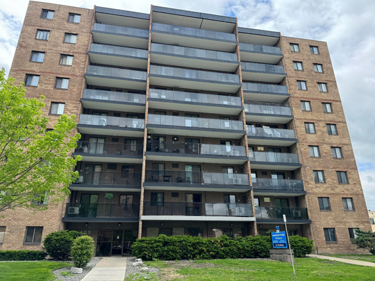 One Bedroom Apartment - Photo 1