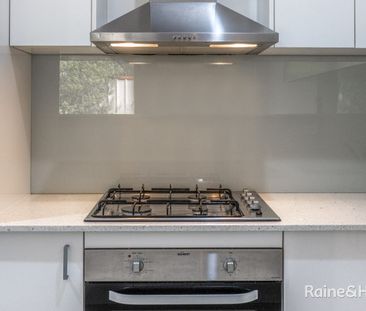 Perfectly positioned close to town - Photo 4