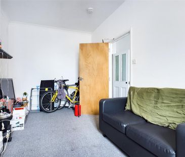 6 bedroom house to rent - Photo 2