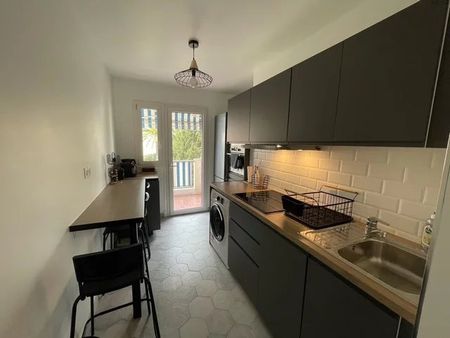 Location Appartement 3 pièces 57m² NICE 06000 - Photo 4