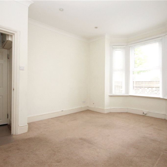 Goodwin Road, London, W12 9JN - Photo 1