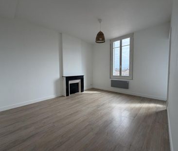 Location Appartement 2 pièces 48m² BORDEAUX 33800 - Photo 2