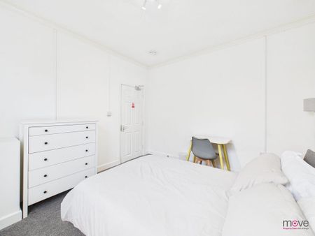 5 bedroom house to rent - Photo 2