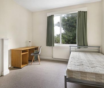 4 bedroom terraced house to rent - Photo 4