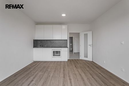 Pronájem bytu 1+kk 31 m² - Photo 2