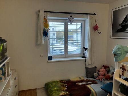 Traumhafte 3-Zimmer-Wohnung mit Balkon und Parkplatz in zentraler Lage! - Photo 4