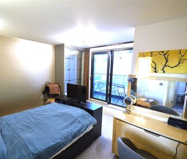 Masons Avenue, Croydon, Surrey, CR0 - Photo 4