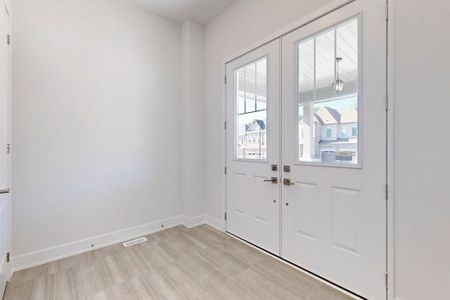 For Lease - 231 Sikura Circle, Aurora, Ontario - Photo 4