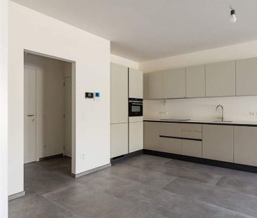 Appartement te huur in Kruibeke voor € 810 met 1 slaapkamer - Photo 3