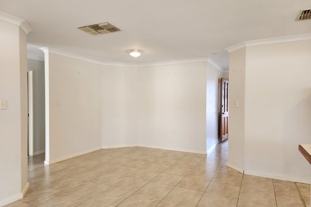 19A Exchequer Avenue - Photo 1