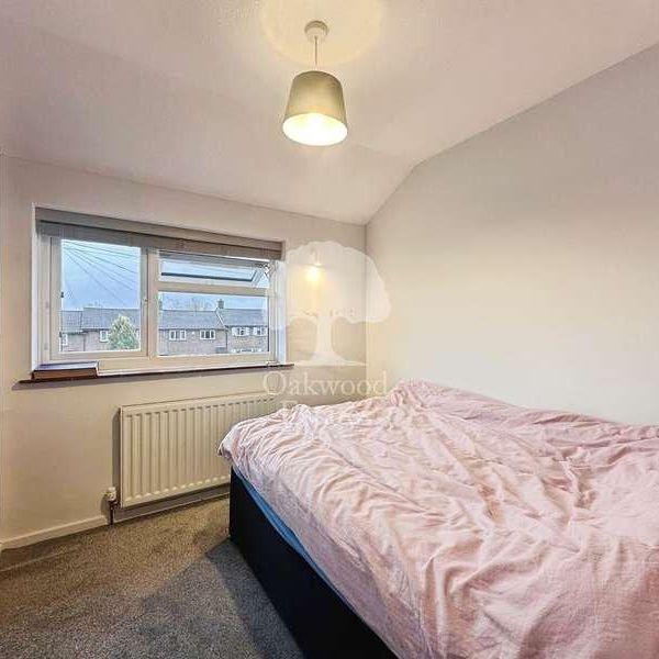 Rowan Close, Beaconsfield, HP9 - Photo 1