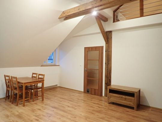 Pronájem bytu 2+kk • 70 m² bez realitkyBrožíkova, Praha - Košíře - Fotografie 1
