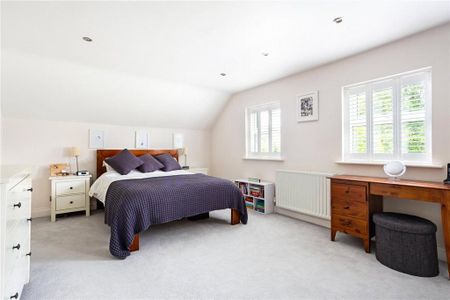 4 bedroom detached house to rent - Photo 4
