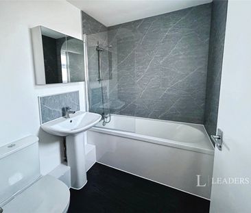 2 bedroom maisonette to rent Albion Hill, Brighton, East Sussex, BN2 - Photo 1