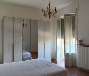 Appartamento arredato, per affitti transitori - Photo 2
