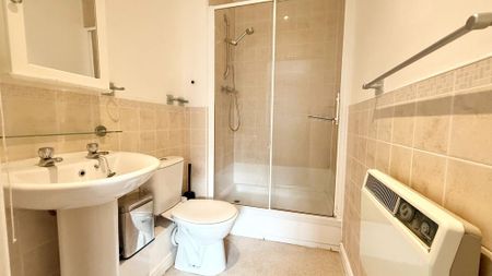 2 bedroom apartment to rent - Photo 2