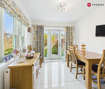 3 bedroom end of terrace house to rent - Photo 3