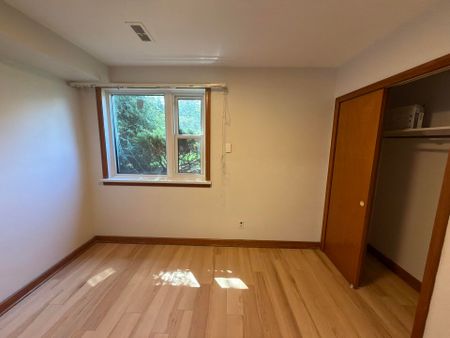 For Lease - 3 Bondhead Place Unit# Lower, Toronto, Ontario - Photo 4