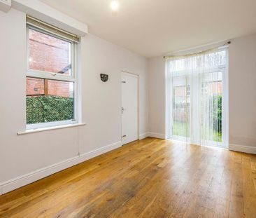 3 bedroom semi-detached house to rent - Photo 6