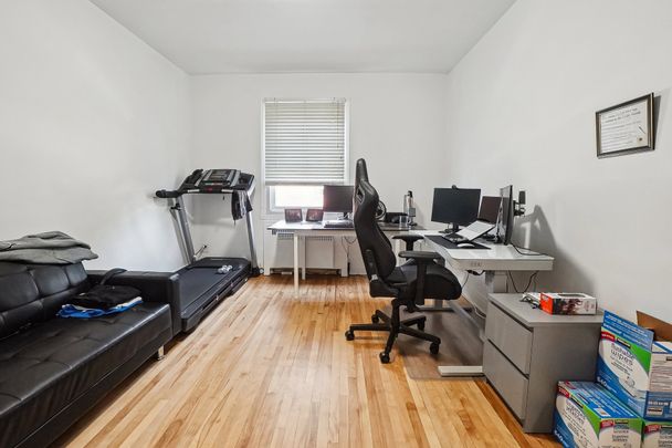 5847 Av. Trans Island Montréal (Côte-des-Neiges, QC H3W - Photo 1
