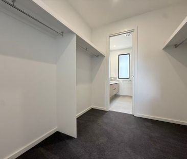 Brand New Boutique Townhouses - ONLY ONE LEFT! - Photo 5