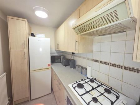 Studio to rent - Photo 4