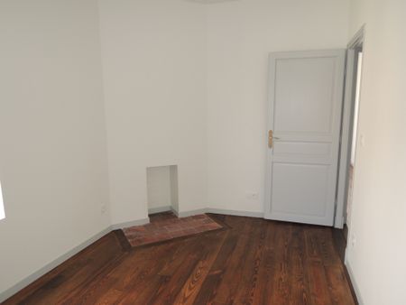 Appartement à louer - REIMS- RUE DE CERNAY - Photo 4