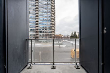 For Lease - 415 Webb Drive, Mississauga, Ontario - Photo 2