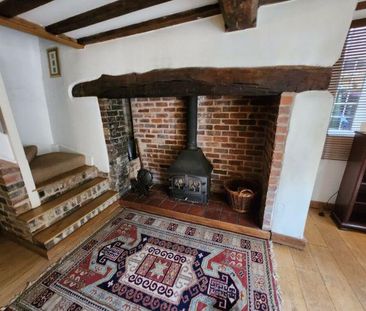 2 bedroom semi-detached house to rent - Photo 2