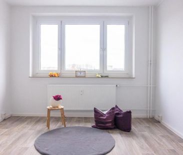 Beste Aussichten für Familien - 3-Raum-Wohnung mit Balkon - Photo 1