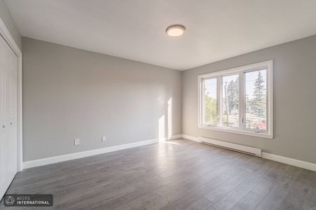 Charming house for rent in Pierrefonds - abundant natural light - Photo 5