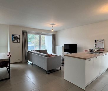 Appartement te huur in Olsene voor € 785 met 1 slaapkamer - Photo 1