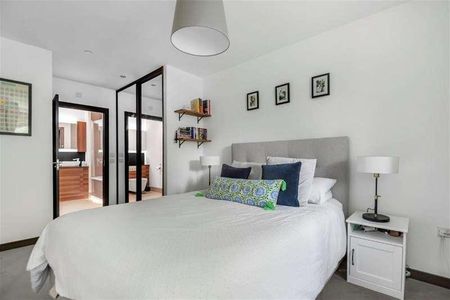 Riverside View, Berkeley Avenue, Reading, RG1 - Photo 5
