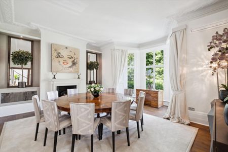 A superb home to rent short term on Addison Road, Kensington W14. - Photo 5
