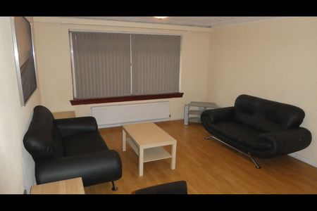 3 Bed Flat, Hmo Licensed - St Mungo Ave, G4 - Photo 2