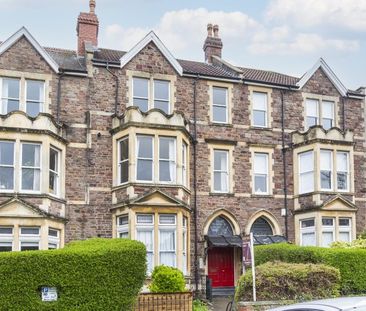 Studio Apartment - Photo 3